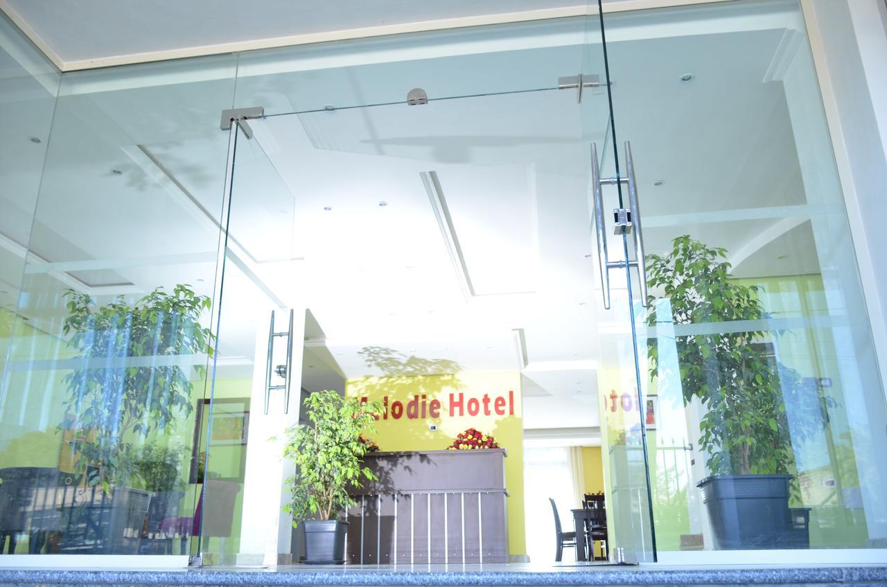 Melodie Hotel アジス・アベバ エクステリア 写真