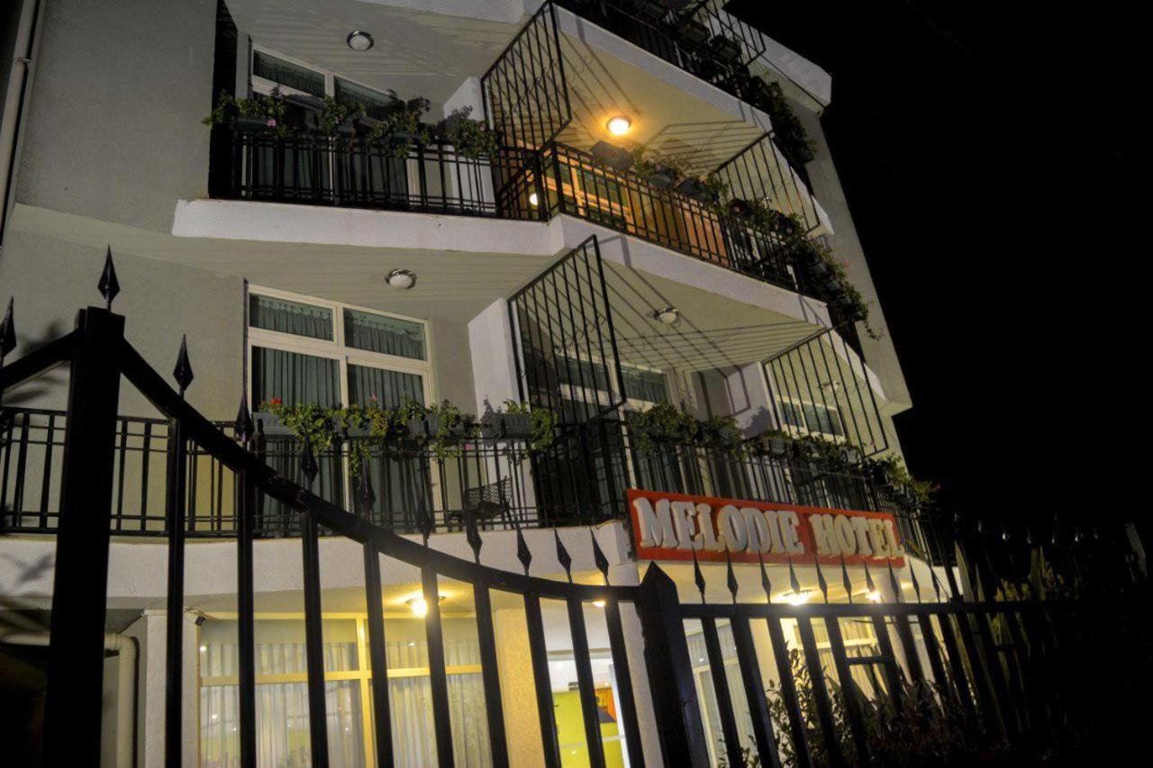 Melodie Hotel アジス・アベバ エクステリア 写真