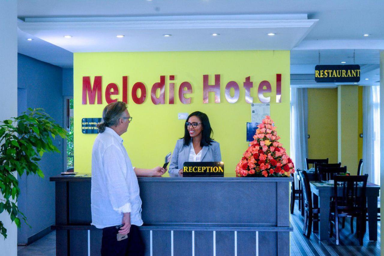 Melodie Hotel アジス・アベバ エクステリア 写真